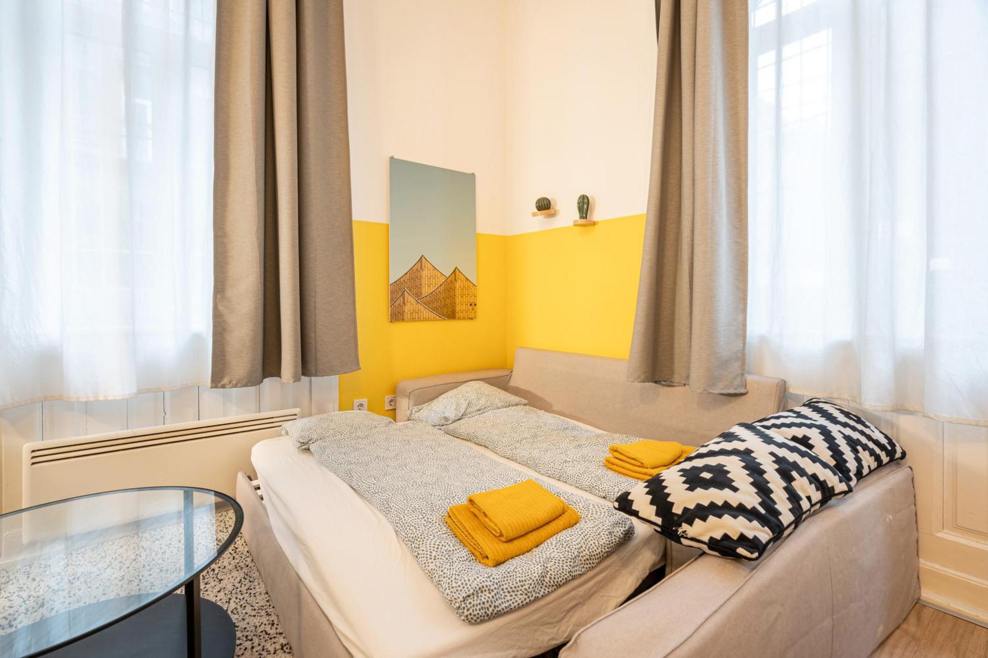 Apartment Charming In The Heart Of The Jewish Quarter W41 Yellow *